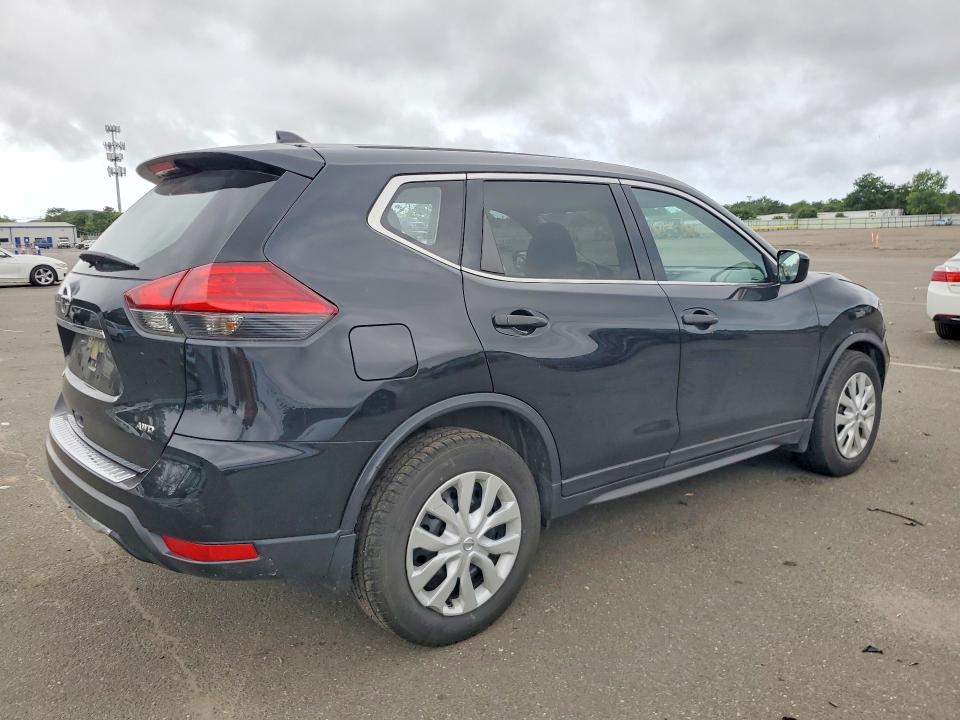 Продажа на аукционе авто 2017 Nissan Rogue, vin: JN8AT2MV0HW011106, номер лота: 61437396
