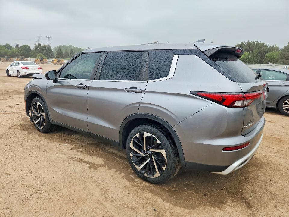 Продажа на аукционе авто 2022 Mitsubishi Outlander, vin: JA4J4UA82NZ010434, номер лота: 62023646