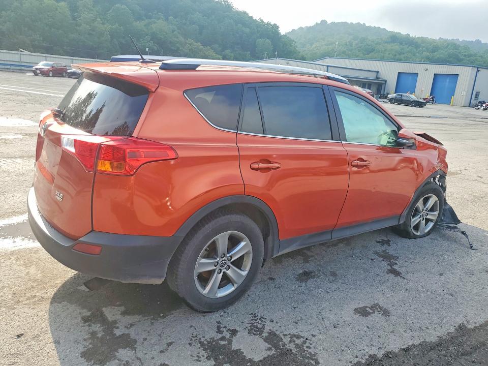 58197316 :رقم المزاد ، 2T3RFREV5FW311782 vin ، 2015 Toyota Rav4 مزاد بيع