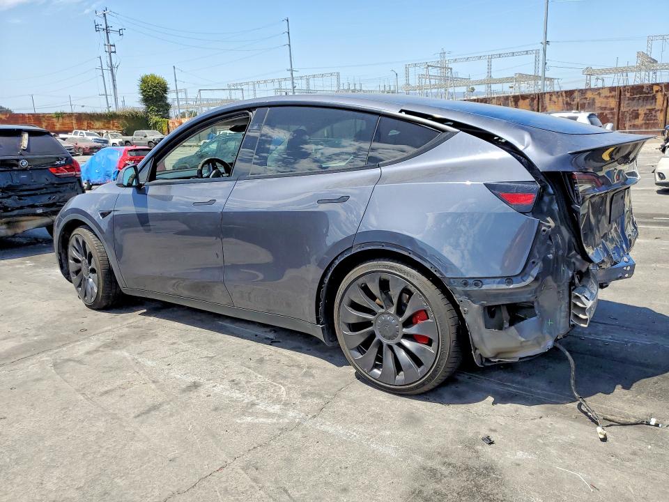 Продаж на аукціоні авто 2023 Tesla Model Y, vin: 7SAYGDEFXPF798797, номер лоту: 61596676