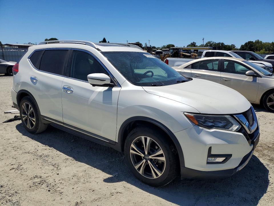 Auction sale of the 2017 Nissan Rogue, vin: 5N1AT2MT5HC849722, lot number: 61551666