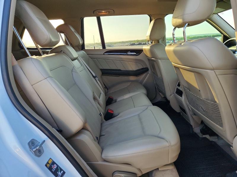 59534956 :رقم المزاد ، 4JGDF6EE4FA533751 vin ، 2015 Mercedes-benz Gl مزاد بيع