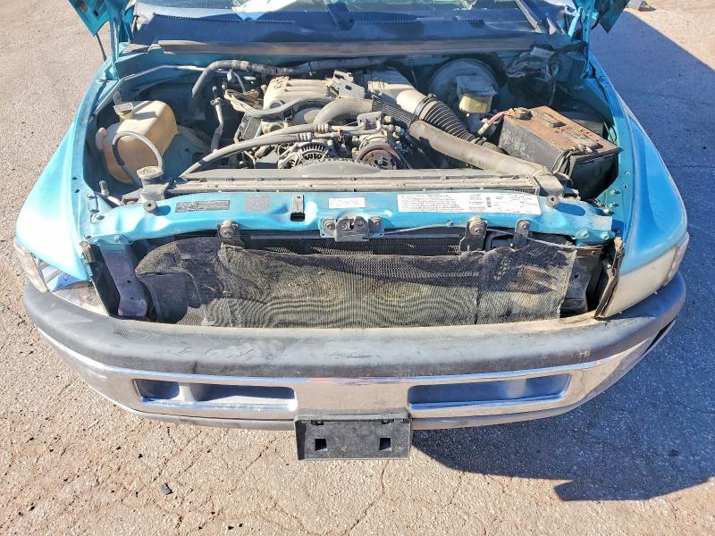 60246176 :رقم المزاد ، 1B7KF23W6TJ138692 vin ، 1996 Dodge Ram 2500 مزاد بيع