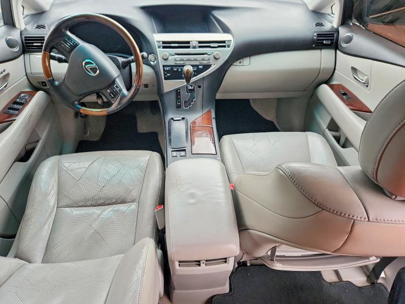 62051816 :رقم المزاد ، 2T2BK1BA4AC036615 vin ، 2010 Lexus Rx مزاد بيع