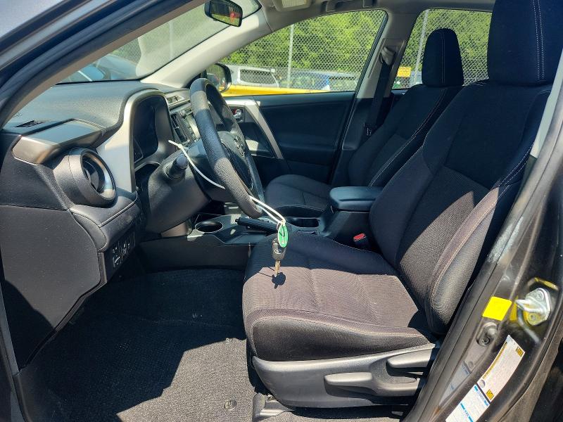 Продаж на аукціоні авто 2015 Toyota Rav4, vin: JTMRFREV2FD132399, номер лоту: 61044646
