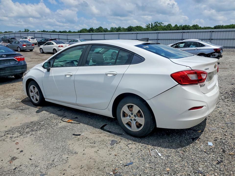 60696856 :رقم المزاد ، 1G1BB5SM1J7195933 vin ، 2018 Chevrolet Cruze مزاد بيع