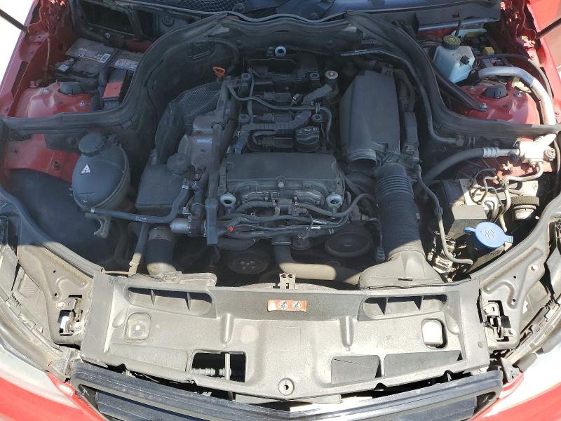 62535776 :رقم المزاد ، WDDGF4HB9EG242736 vin ، 2014 Mercedes-benz C مزاد بيع