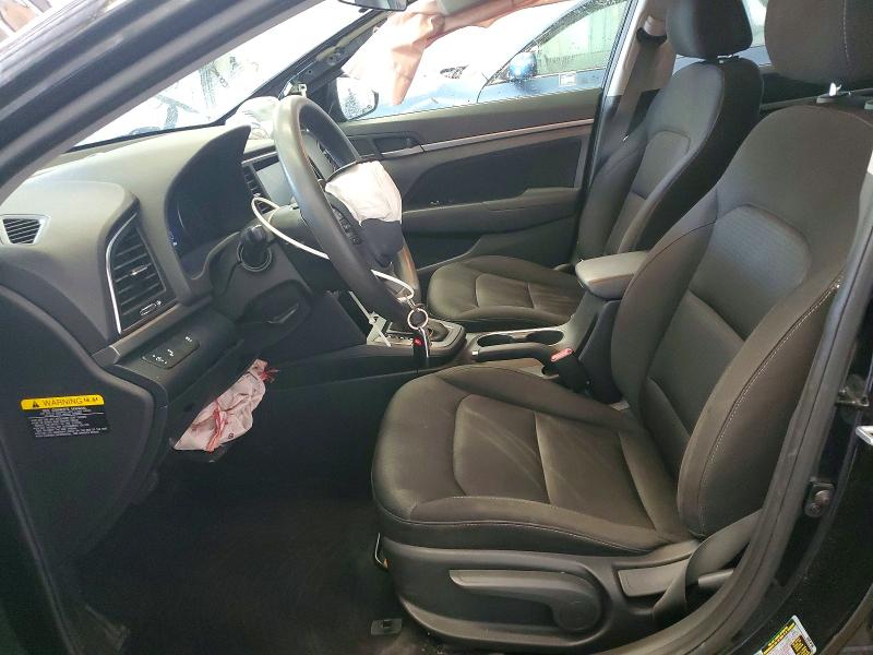 63170276 :رقم المزاد ، 5NPD84LF2JH236154 vin ، 2018 Hyundai Elantra مزاد بيع