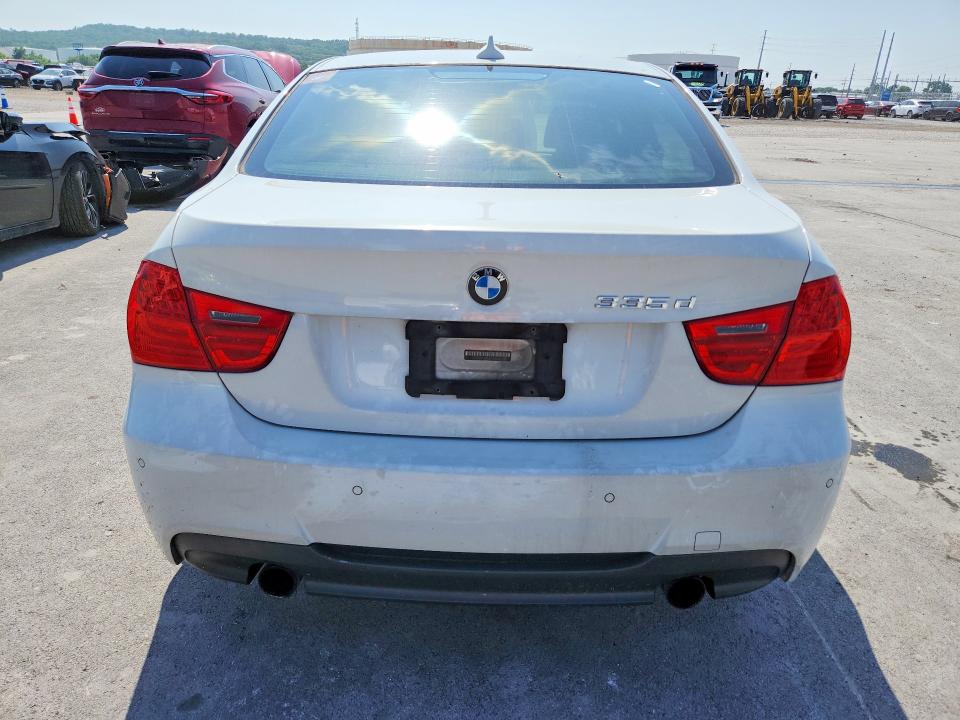 61418526 :رقم المزاد ، WBAPN7C51BA780536 vin ، 2011 Bmw 335 مزاد بيع