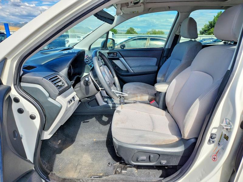 61892396 :رقم المزاد ، JF2SJAEC6HH402120 vin ، 2017 Subaru Forester مزاد بيع