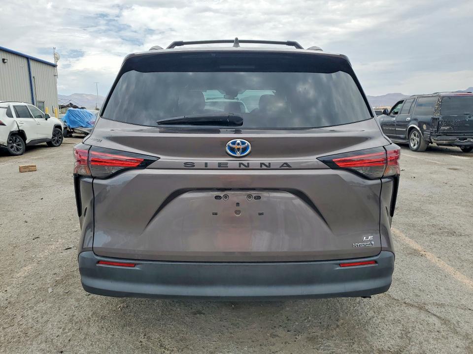 Aukcja sprzedaży 2021 Toyota Sienna, vin: 5TDKRKEC6MS015392, numer aukcji: 61417356