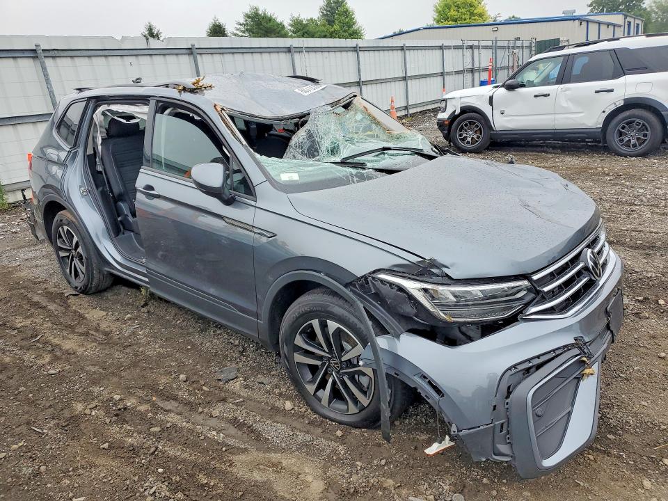 60316556 :رقم المزاد ، 3VVRB7AXXRM042774 vin ، 2024 Volkswagen Tiguan مزاد بيع