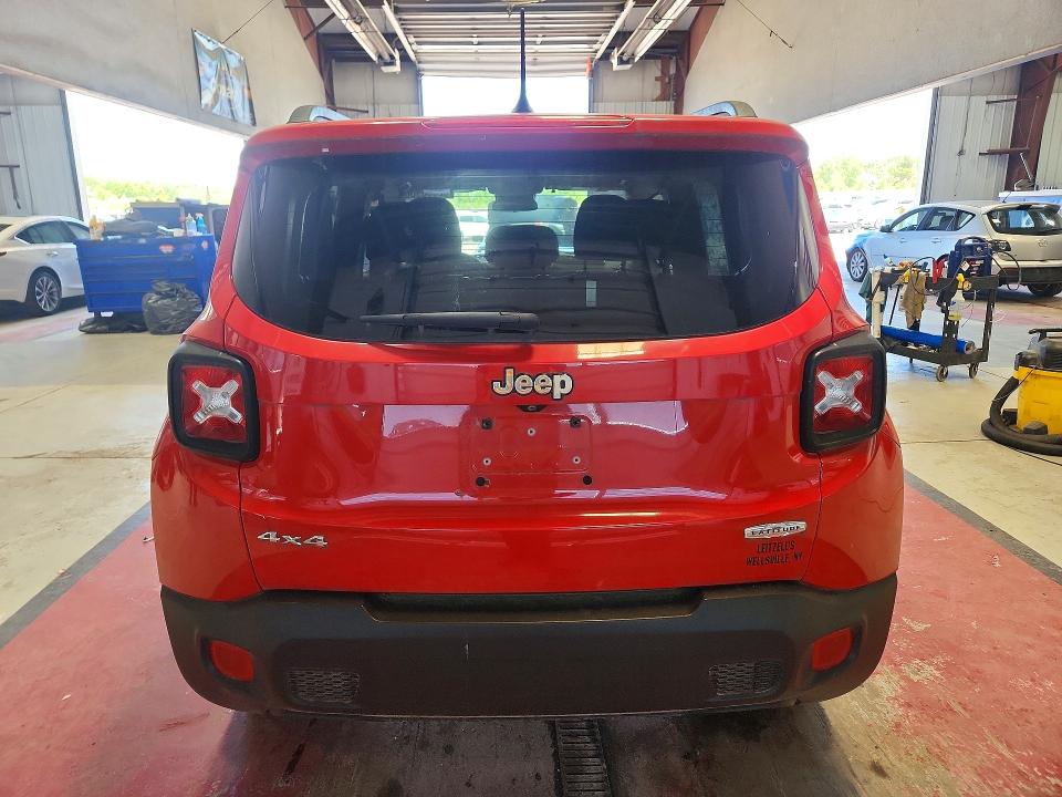 62068906 :رقم المزاد ، ZACCJBBBXHPE96256 vin ، 2017 Jeep Renegade مزاد بيع
