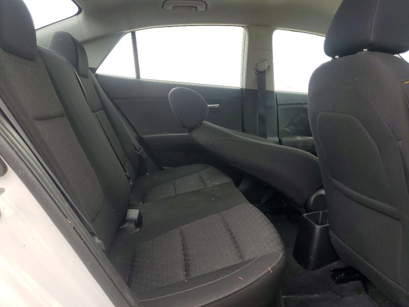62438036 :رقم المزاد ، 3KPA24AD8NE434172 vin ، 2022 Kia Rio مزاد بيع