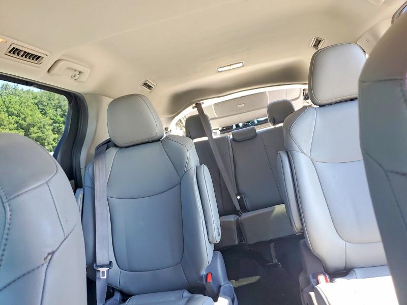 2021 Toyota Sienna მანქანა იყიდება აუქციონზე, vin: 5TDJRKEC8MS046137, აუქციონის ნომერი: 61231096
