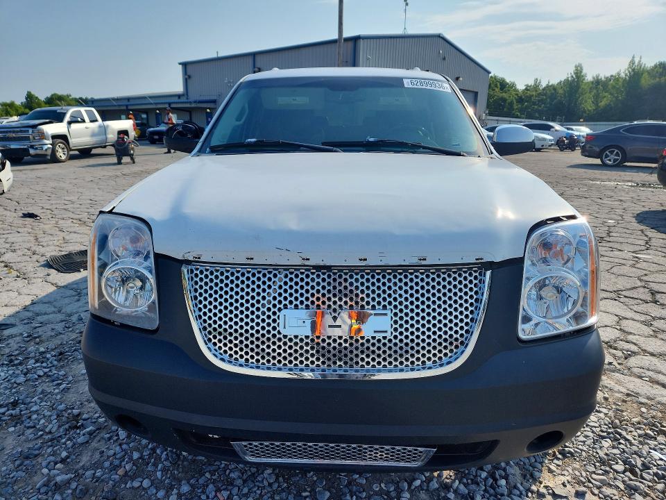 62899936 :رقم المزاد ، 1GKFK638X8J113862 vin ، 2008 Gmc Yukon مزاد بيع