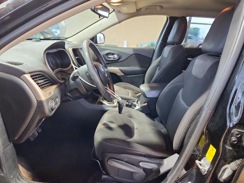 59324236 :رقم المزاد ، 1C4PJLCB3JD611421 vin ، 2018 Jeep Cherokee مزاد بيع