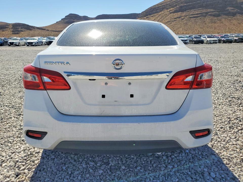60063096 :رقم المزاد ، 3N1AB7AP8JY294695 vin ، 2018 Nissan Sentra مزاد بيع