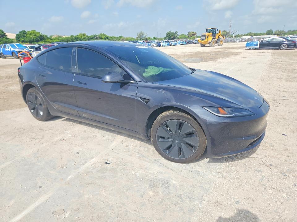 60371406 :رقم المزاد ، 5YJ3E1EA1SF996645 vin ، 2025 Tesla Model 3 مزاد بيع