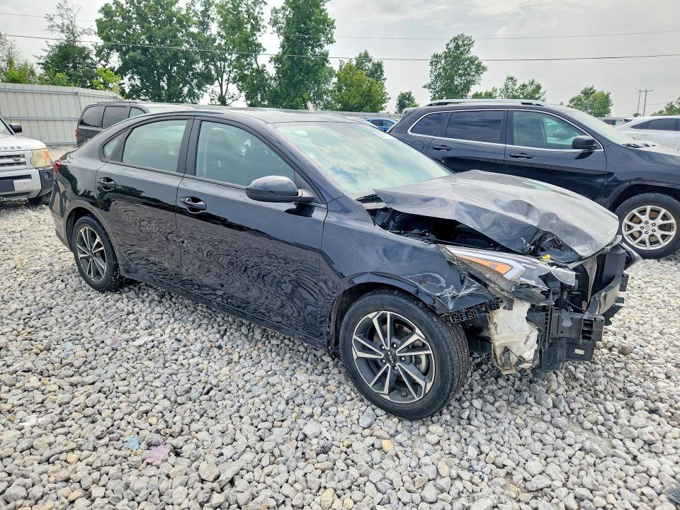 60811026 :رقم المزاد ، 3KPF24AD8RE781304 vin ، 2024 Kia Forte مزاد بيع