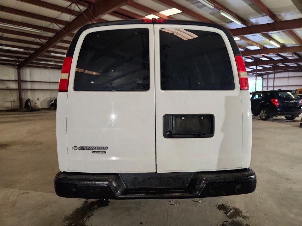 Продажа на аукционе авто 2016 Chevrolet Express G2500, vin: 1GCWGAFFXG1227885, номер лота: 61882516