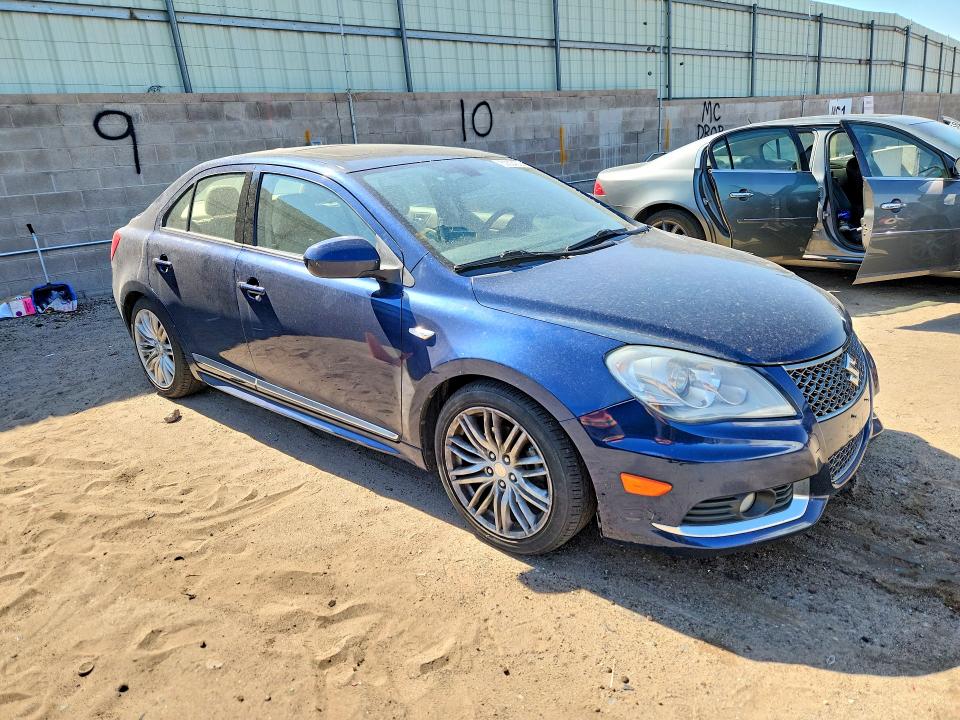 60604326 :رقم المزاد ، JS2RF9A88C6101194 vin ، 2012 Suzuki Kizashi مزاد بيع