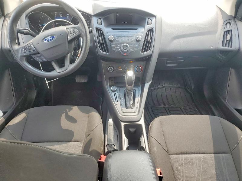 63484656 :رقم المزاد ، 1FADP3K21FL265259 vin ، 2015 Ford Focus مزاد بيع