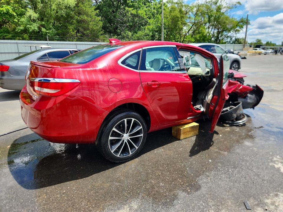 60062936 :رقم المزاد ، 1G4PR5SK4H4103566 vin ، 2017 Buick Verano مزاد بيع