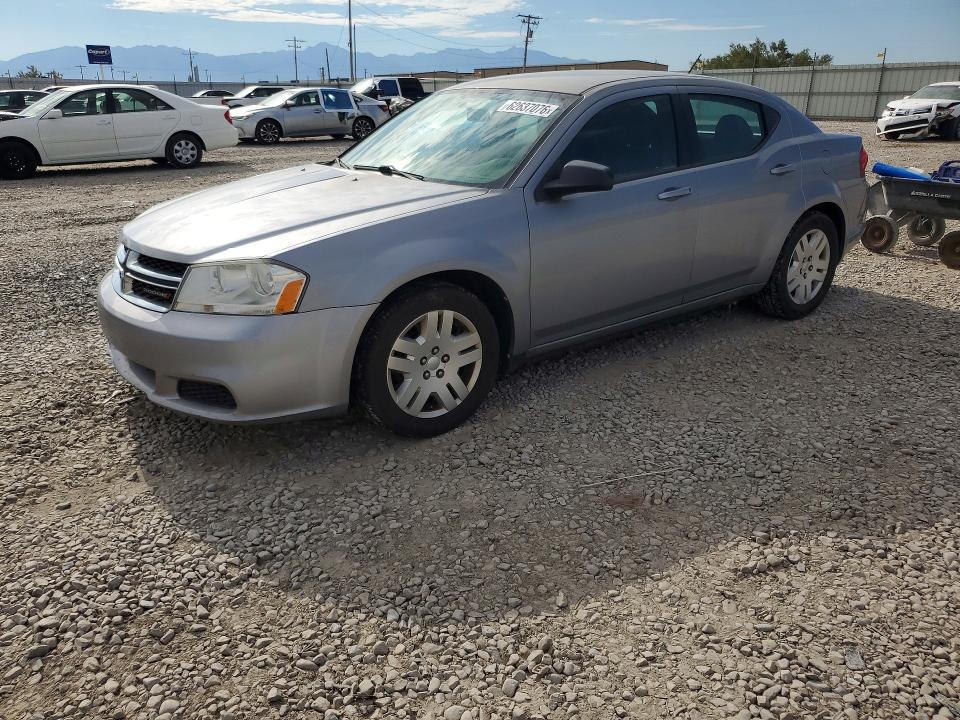 2013 Dodge Avenger მანქანა იყიდება აუქციონზე, vin: 1C3CDZAB0DN620317, აუქციონის ნომერი: 62637076