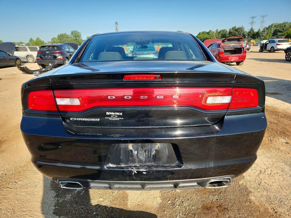 61804646 :رقم المزاد ، 2C3CDXBG5EH130089 vin ، 2014 Dodge Charger مزاد بيع
