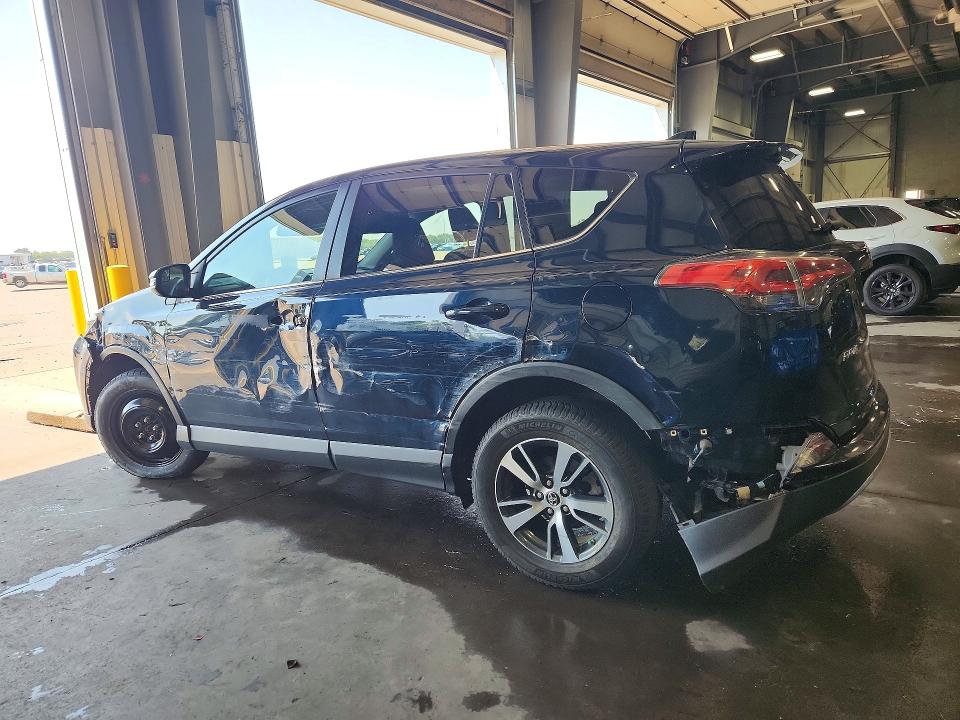 Aukcja sprzedaży 2018 Toyota Rav4, vin: 2T3RFREV6JW815783, numer aukcji: 62502866