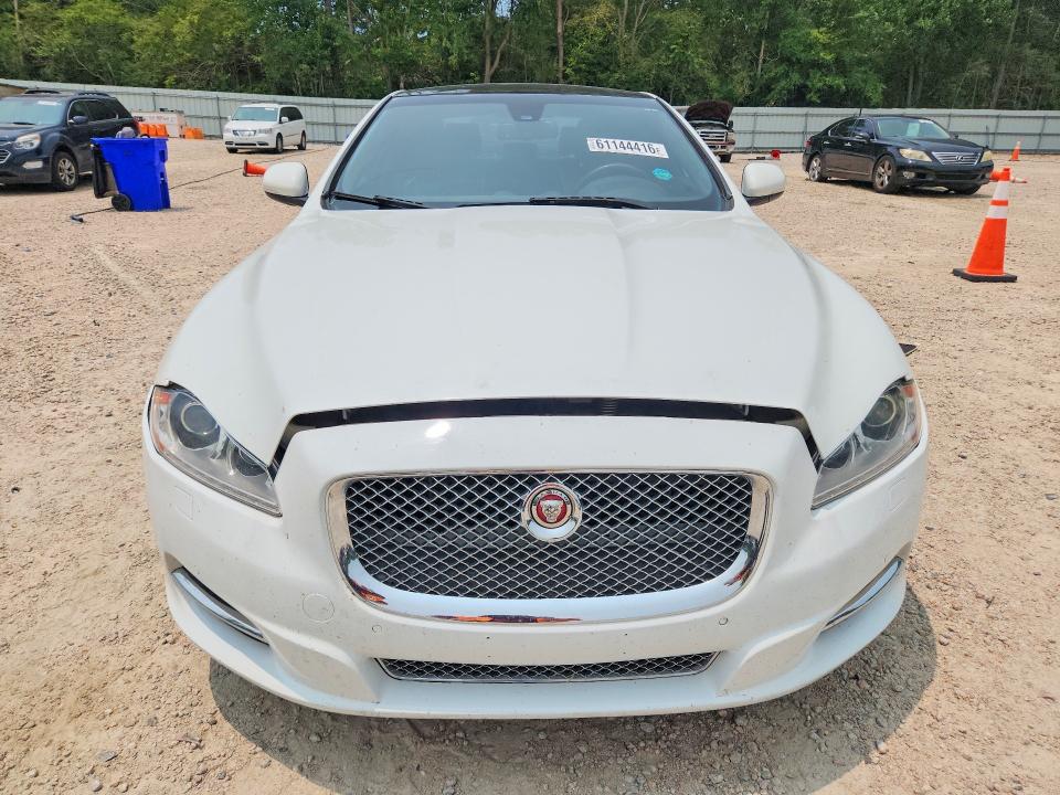 61144416 :رقم المزاد ، SAJWJ2GD8F8V88561 vin ، 2015 Jaguar Xjl مزاد بيع