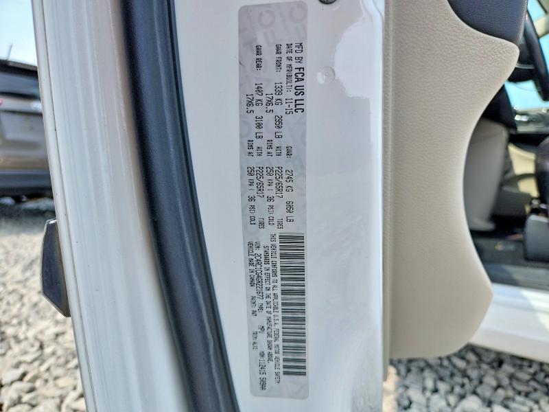 61192096 :رقم المزاد ، 2C4RC1CG4GR221677 vin ، 2016 Chrysler Town & Country مزاد بيع