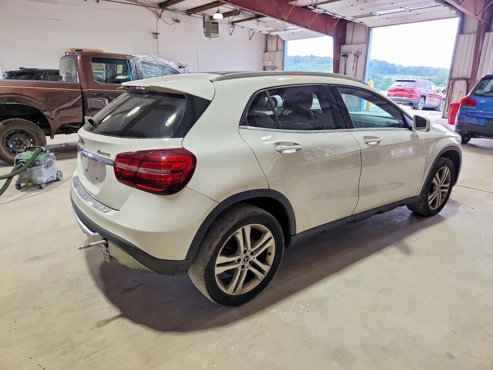 2019 Mercedes-benz Gla მანქანა იყიდება აუქციონზე, vin: WDCTG4GB1KJ532873, აუქციონის ნომერი: 62096696