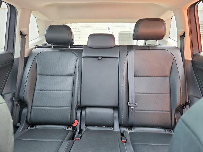 61228116 :رقم المزاد ، 3VV2B7AX5LM121360 vin ، 2020 Volkswagen Tiguan مزاد بيع