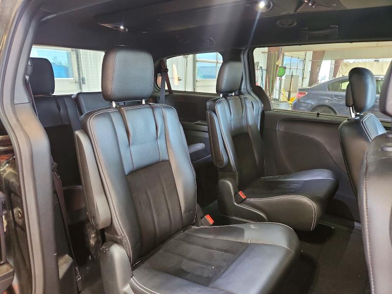 61585316 :رقم المزاد ، 2C4RDGCG9JR163041 vin ، 2018 Dodge Grand Caravan مزاد بيع