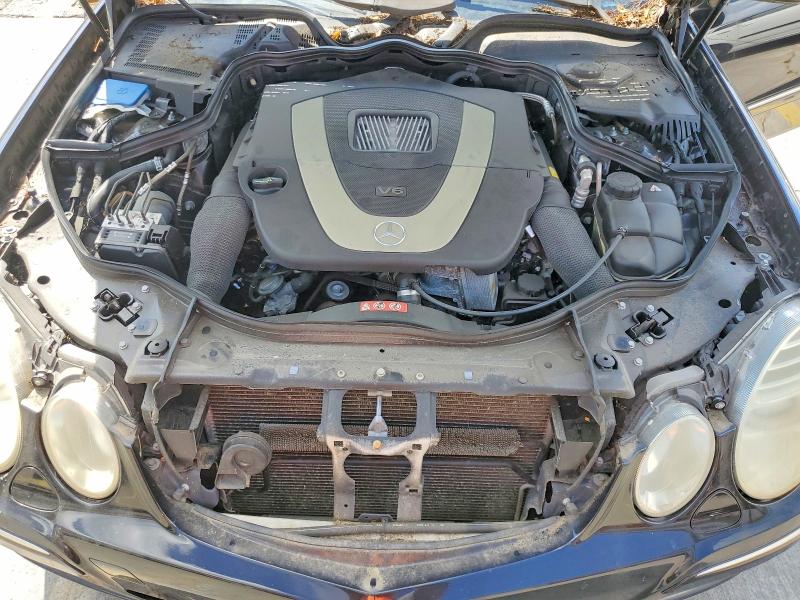 60719146 :رقم المزاد ، WDBUF56X18B206492 vin ، 2008 Mercedes-benz E مزاد بيع