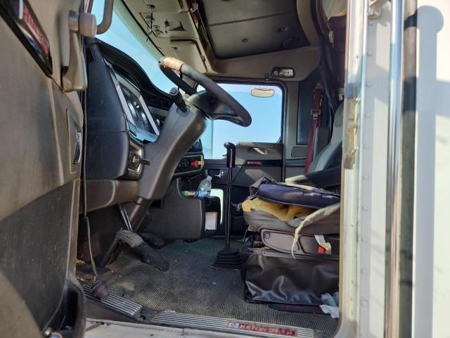 Продажа на аукционе авто 2013 Kenworth T660, vin: 1XKADP9X0DJ360360, номер лота: 62634406