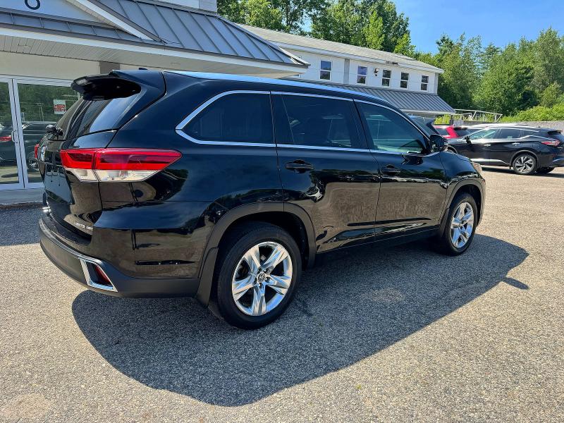2017 Toyota Highlander მანქანა იყიდება აუქციონზე, vin: 5TDDZRFH9HS465555, აუქციონის ნომერი: 59861886