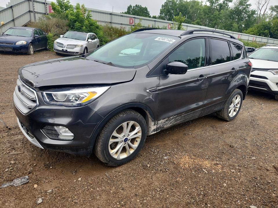 Продаж на аукціоні авто 2018 Ford Escape, vin: 1FMCU9HD6JUB09467, номер лоту: 62467146
