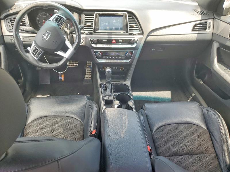 Продажа на аукционе авто 2018 Hyundai Sonata, vin: 5NPE34AF2JH720265, номер лота: 61782436