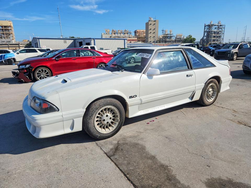 60052166 :رقم المزاد ، 1FABP42E8KF214261 vin ، 1989 Ford Mustang مزاد بيع