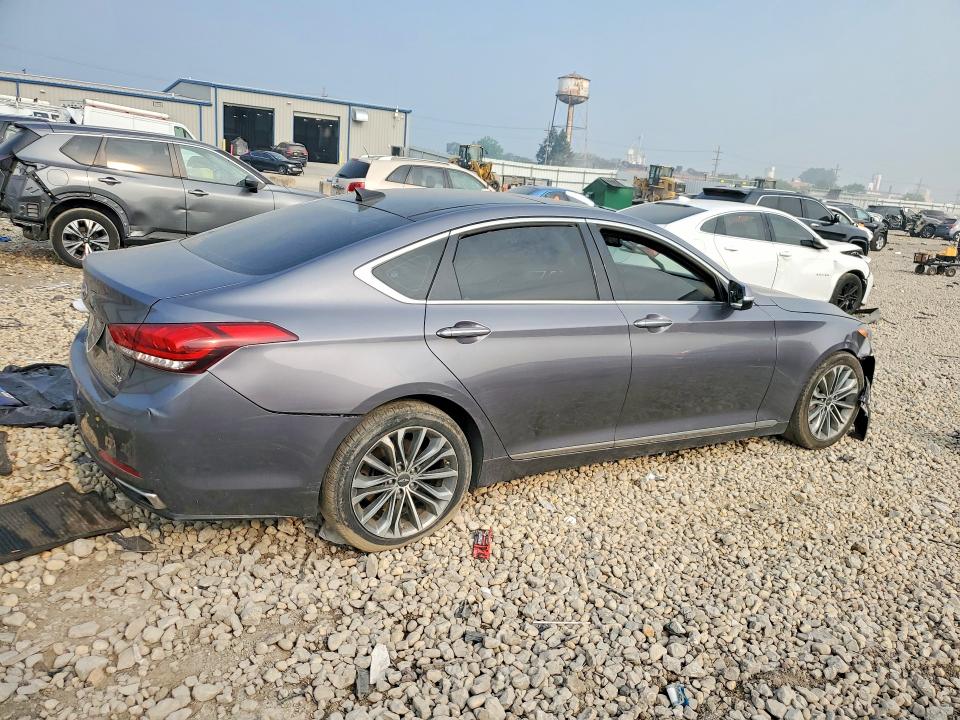 61605266 :رقم المزاد ، KMHGN4JE2FU102995 vin ، 2015 Hyundai Genesis مزاد بيع