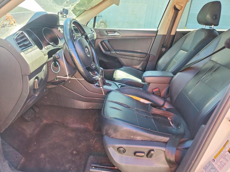 Продажа на аукционе авто 2018 Volkswagen Tiguan, vin: 3VV3B7AX5JM124762, номер лота: 63497916