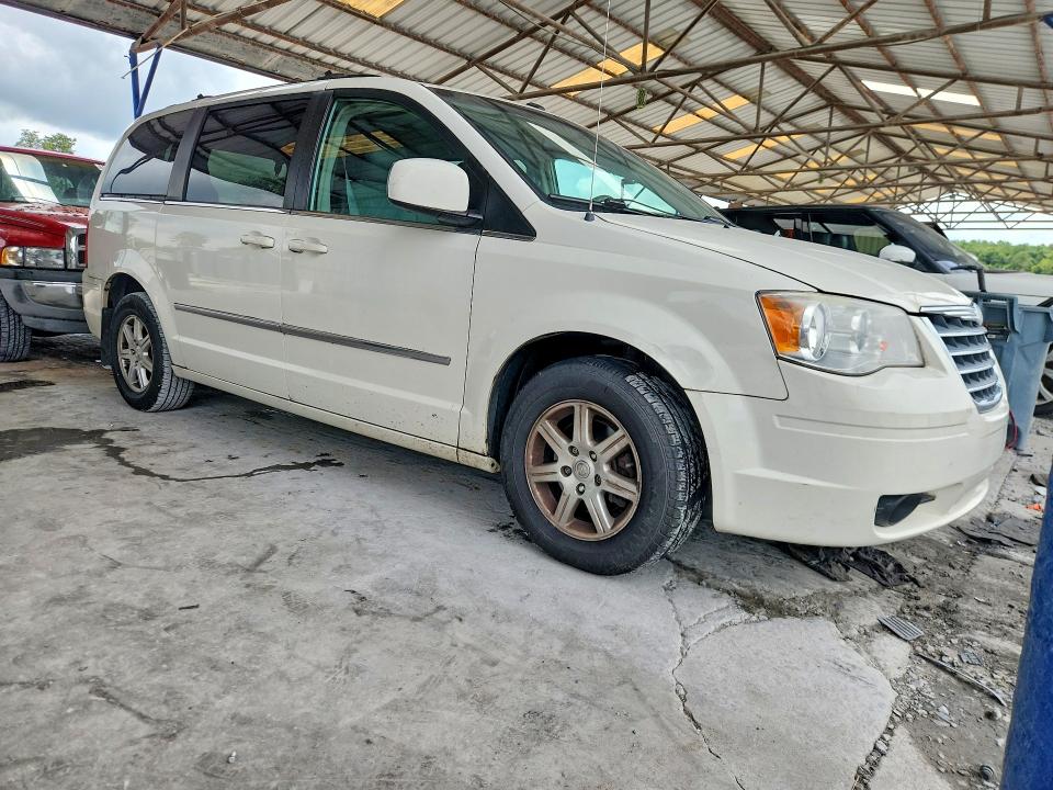62676716 :رقم المزاد ، 2A8HR54109R569709 vin ، 2009 Chrysler Town & Country مزاد بيع