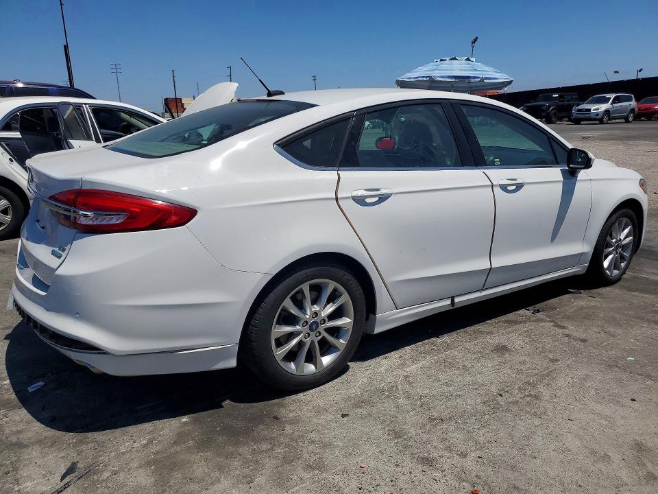 Продажа на аукционе авто 2017 Ford Fusion, vin: 3FA6P0HDXHR293517, номер лота: 60003776