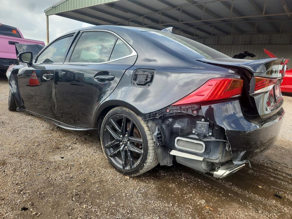 61220966 :رقم المزاد ، JTHBA1D22J5074546 vin ، 2018 Lexus Is مزاد بيع