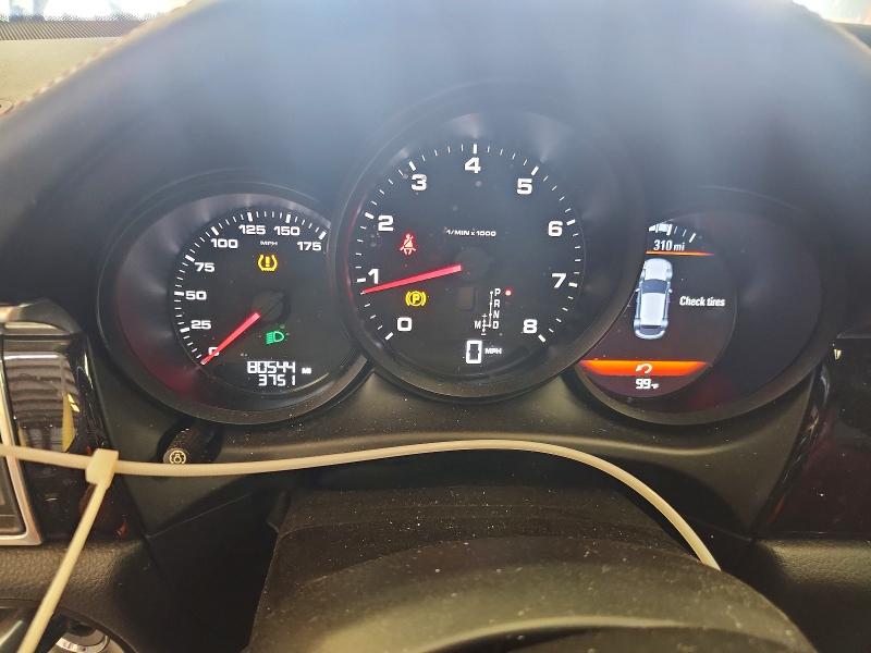 62749646 :رقم المزاد ، WP1AA2A54JLB05680 vin ، 2018 Porsche Macan مزاد بيع