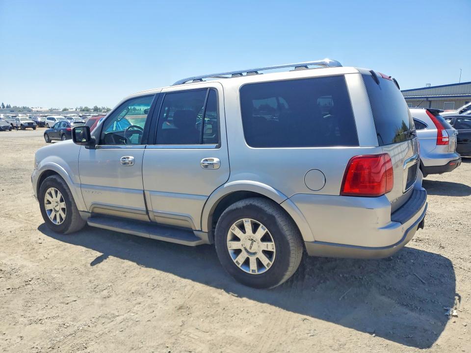 Продаж на аукціоні авто 2003 Lincoln Navigator, vin: 5LMFU28R63LJ00662, номер лоту: 63477316