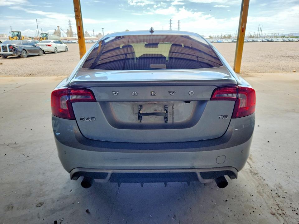 62158316 :رقم المزاد ، YV1612FSXD1223281 vin ، 2013 Volvo S60 مزاد بيع